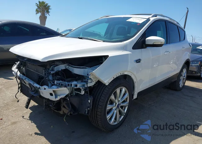 1FMCU0JD8HUD20377: 42408457