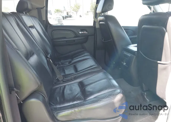 1GKFK668X7J318317: 42407532