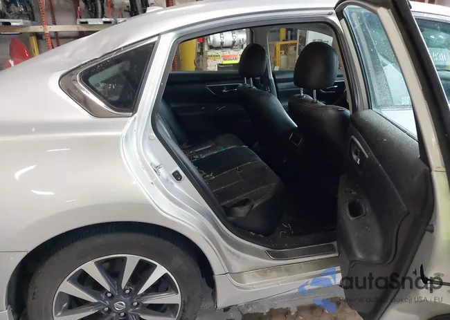 1N4AL3AP8GC183042: 42407600