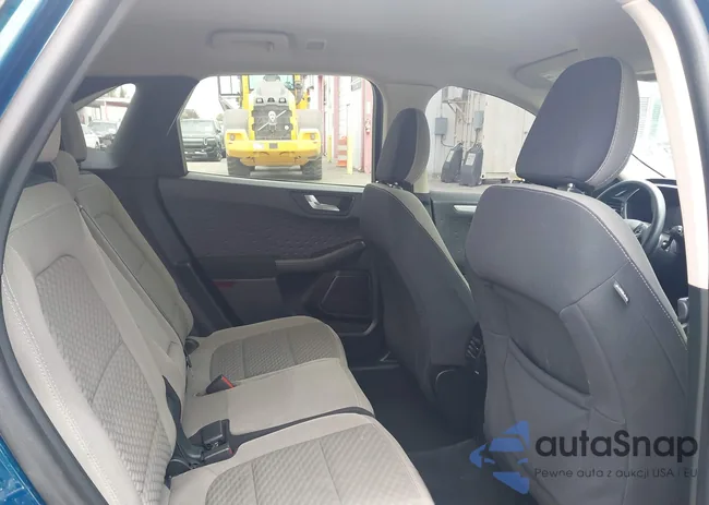 1FMCU9G61LUB73003: 42407653