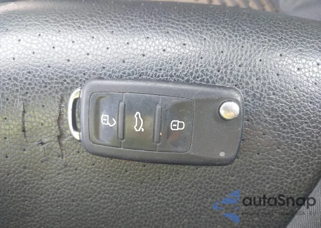 3VWD17AJ6EM368926: 42407794