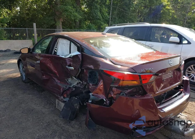 1N4BL4EW3PN407172: 42409243