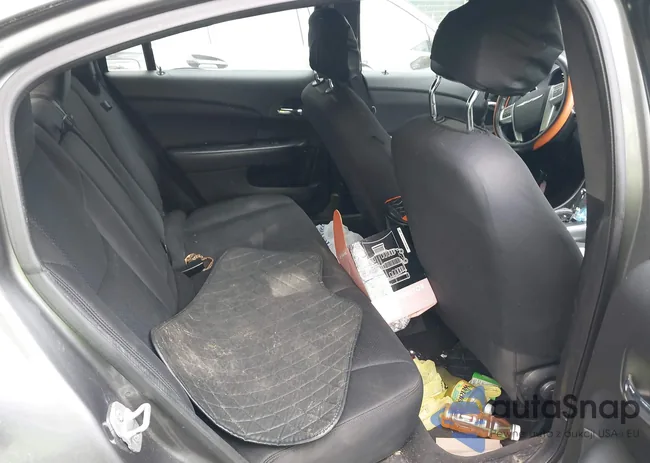 1C3CCBBB5DN714654: 42409300