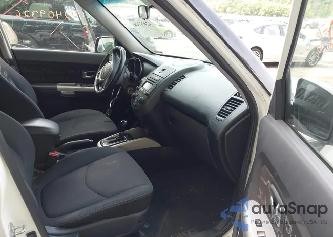 KNDJT2A6XC7385007: 42409326