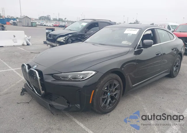 WBY43AW04PFP93864: 42409885