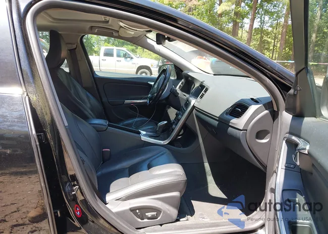 YV1612FS8D2206831: 42409968