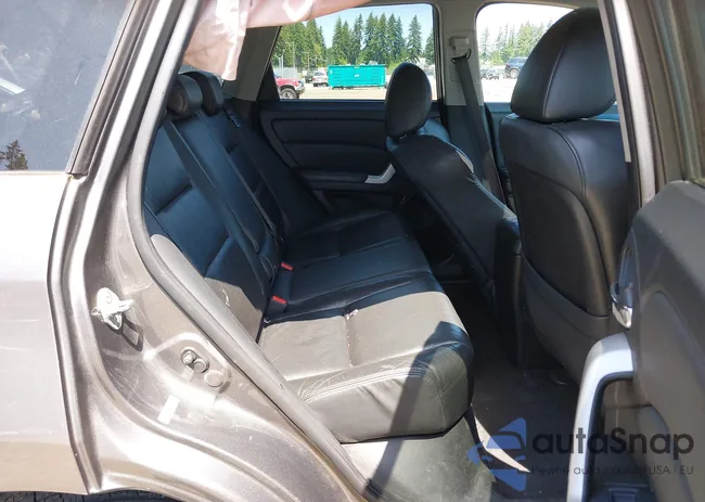 5J8TB18528A006564: 42410137