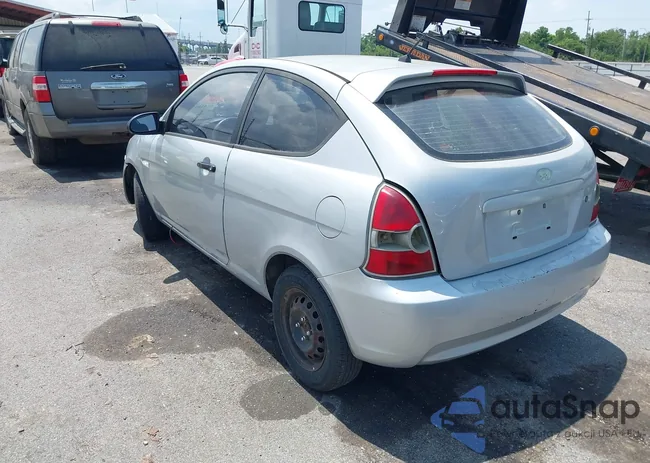 KMHCM36C98U066163: 42410152