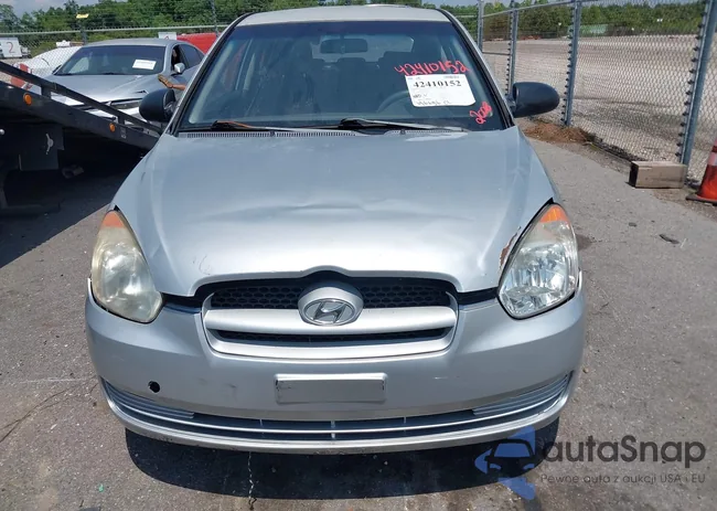 KMHCM36C98U066163: 42410152