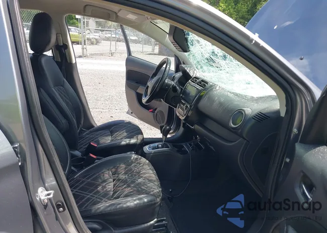 ML32AWHJ1PH000898: 42410249