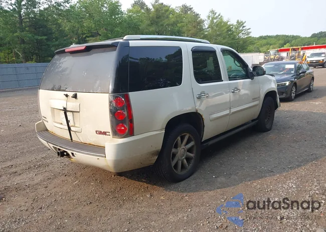 1GKFK63878J102480: 42410257