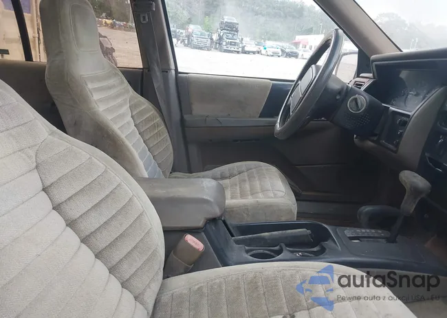 1J4GZ58SXPC628643: 42409715