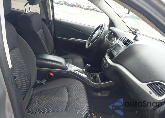 3C4PDDBG8HT577782: 42409731