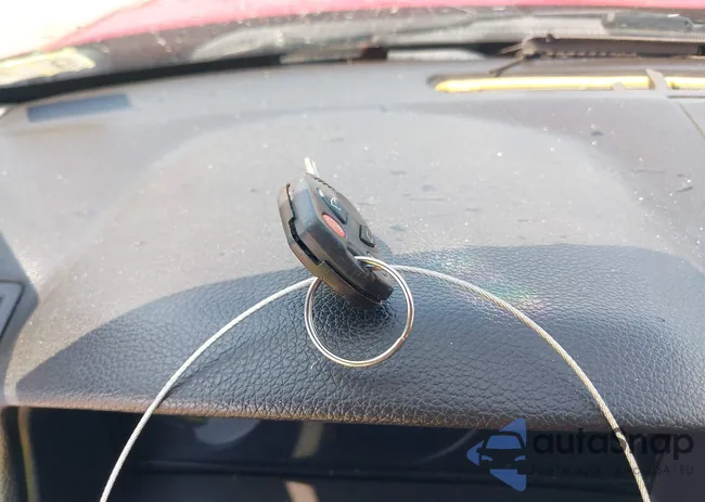 3FAHP0KC1AR232040: 42409737