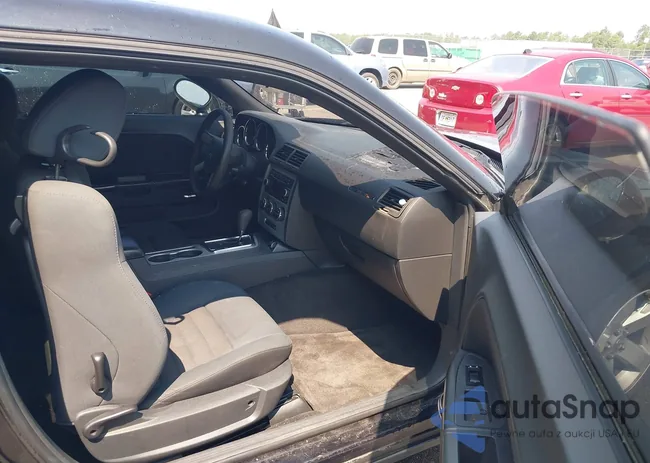 2B3CJ4DV8AH323251: 42410865