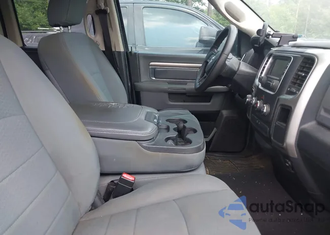 1C6RR6GG5HS768812: 42410869