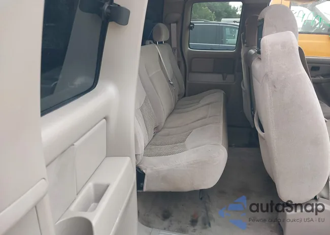 2GCEC19V961109619: 42410895