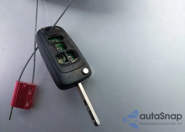 1G11A5SA2DF242157: 42410937