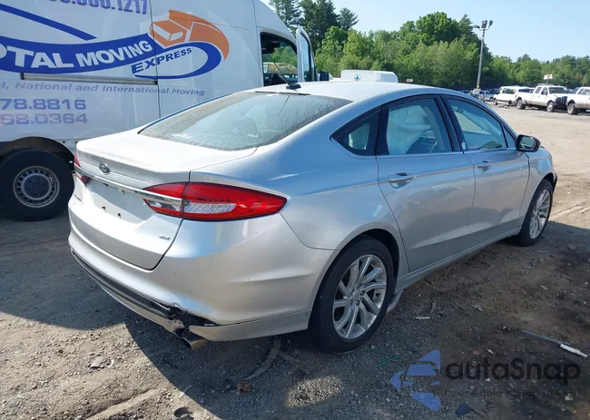 3FA6P0H7XJR270772: 42411023