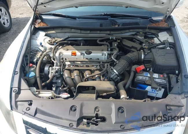 1HGCP2F80BA057685: 42411091