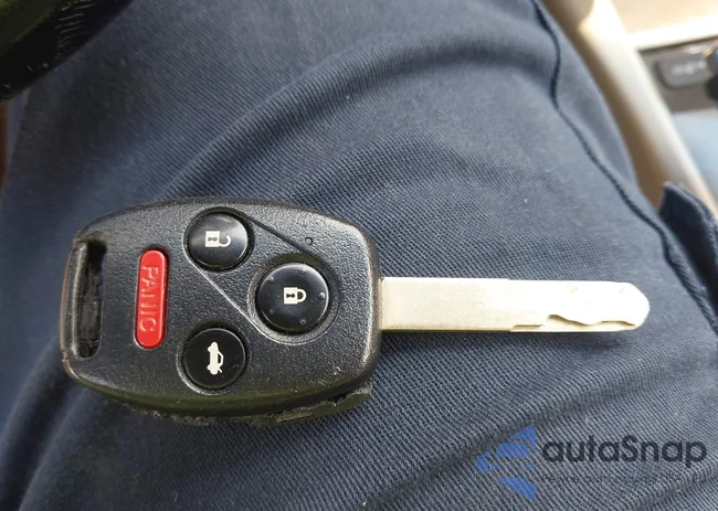 1HGCP2F80BA057685: 42411091