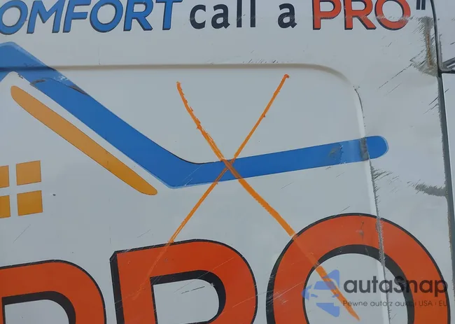 1FTYR2XM6KKA59932: 42411132