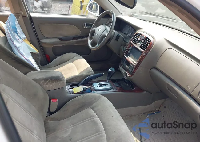 KMHWF35H45A148187: 42411273