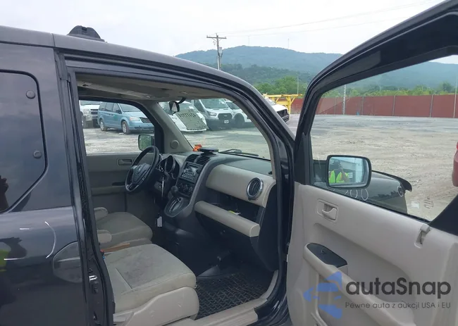 5J6YH2H70BL005915: 42411314