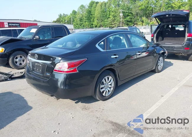 1N4AL3AP4EC125443: 42411350