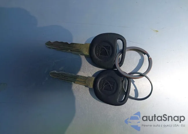 1G8JW52R9YY654613: 42411366