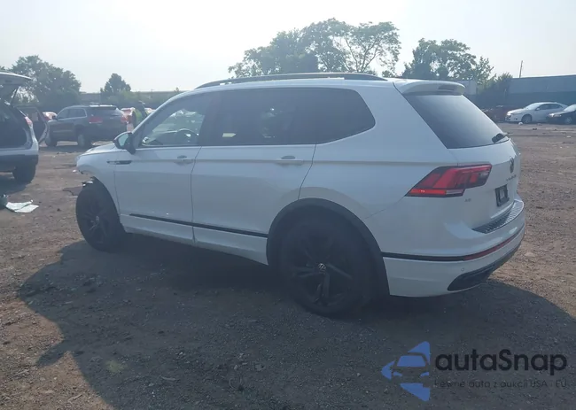 3VV8B7AX9PM055640: 42411380