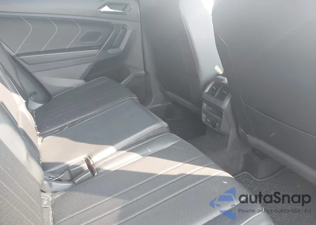 3VV8B7AX9PM055640: 42411380