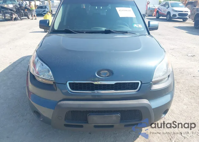 KNDJT2A28B7204143: 42410640