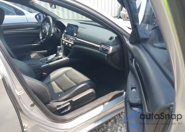 1HGCV1F3XJA192420: 42410808