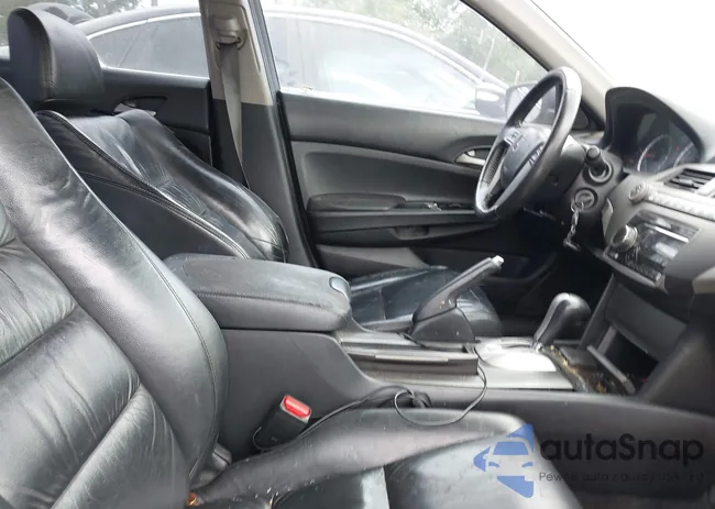 1HGCP2F63CA095069: 42410821