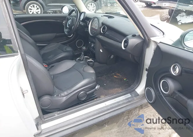 WMWZG3C5XET801033: 42411928