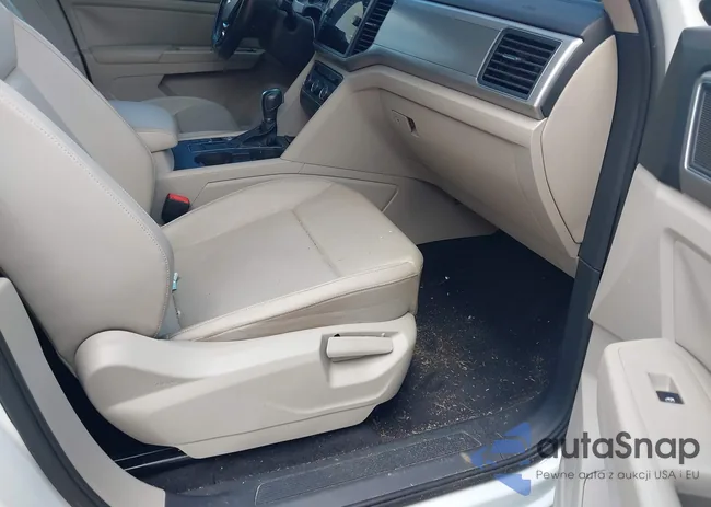 1V2CR2CA1JC533699: 42412056