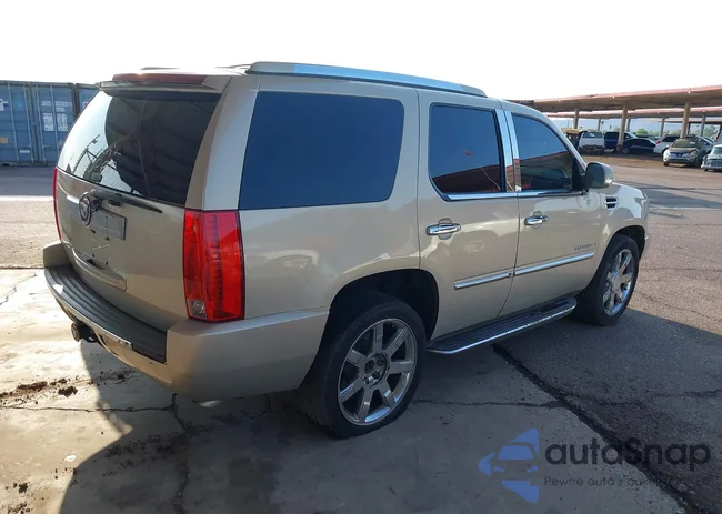 1GYFK63897R138158: 42412072