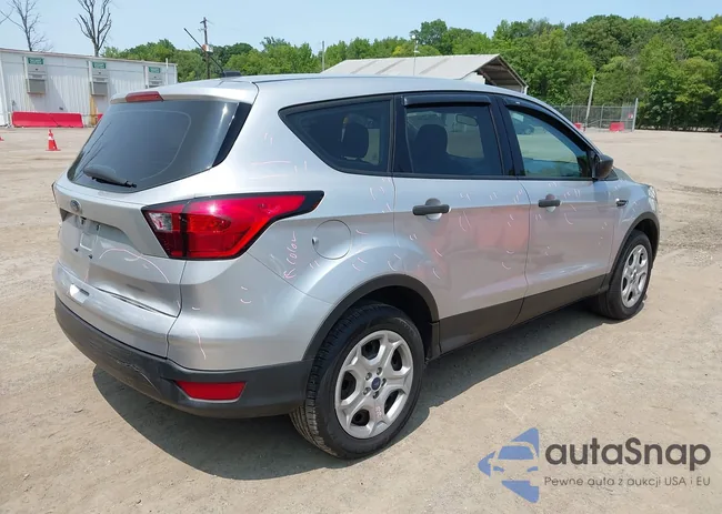 1FMCU0F7XKUA44780: 42412077