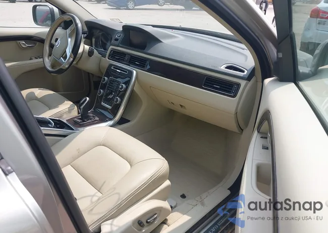 YV4902NM0F1210564: 42412082