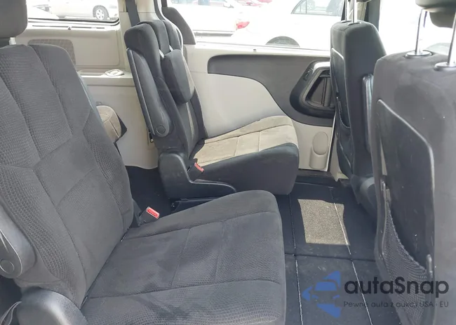 2C4RDGCGXDR820286: 42412143