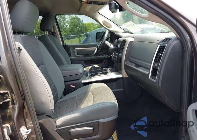 1C6RR7LT8FS520270: 42412329