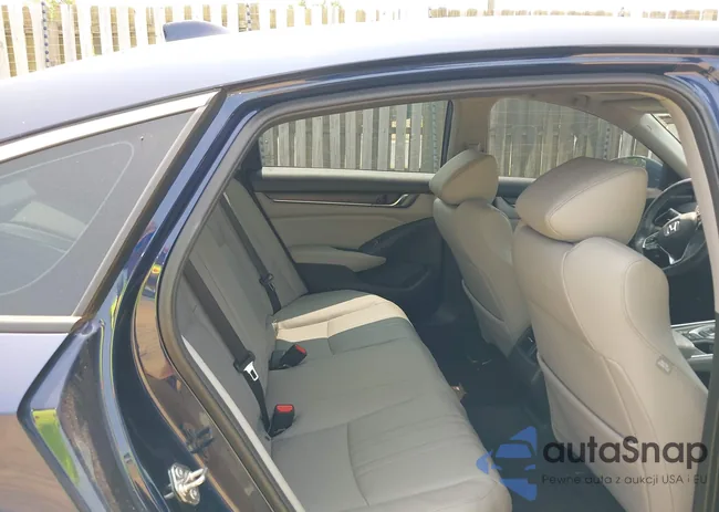 1HGCV3F95JA003236: 42412360