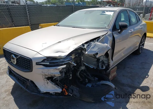 7JRL12FK3RG306873: 42412373