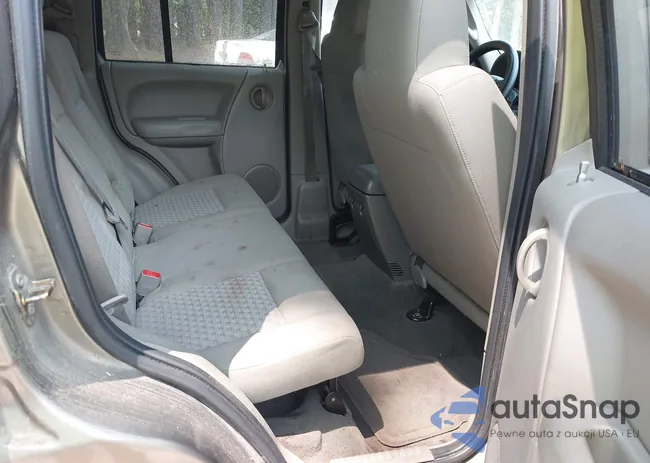 1J4GK48K05W520008: 42411468