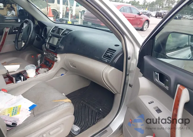 5TDYK3EH3DS129933: 42411678