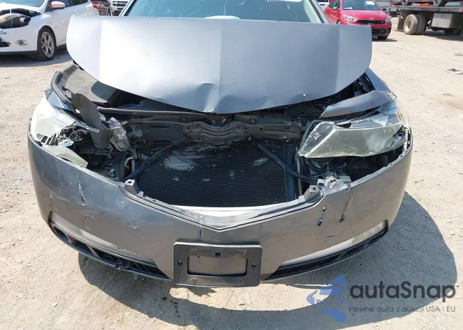 19UUA8F57AA010862: 42411726