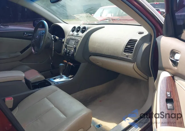 1N4BL2AP1AN536022: 42411751