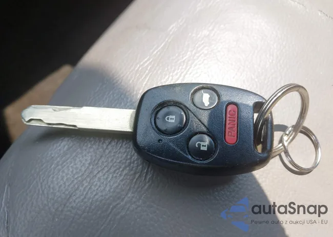 1HGCP36818A071898: 42412852