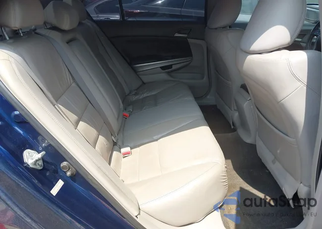 1HGCP36818A071898: 42412852